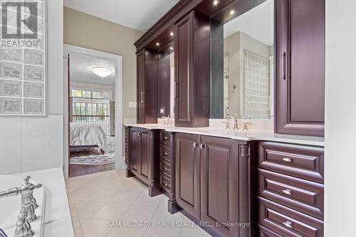 839 Lakeshore Road, Port Colborne, ON - Indoor Photo Showing Bathroom