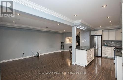 85 Chamomile Drive, Hamilton, ON - Indoor Photo Showing Kitchen