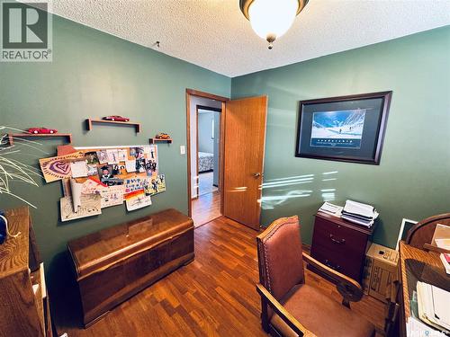 403 8Th Avenue W, Biggar, SK - Indoor