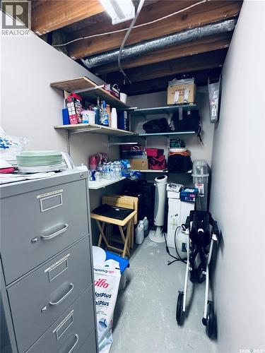 403 8Th Avenue W, Biggar, SK - Indoor