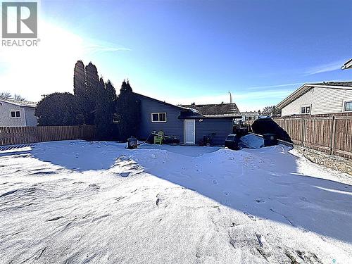 403 8Th Avenue W, Biggar, SK - Outdoor