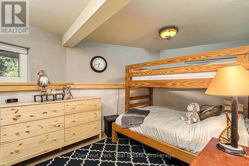 Lower level bedroom 3 - 158 Wensley Drive, Blue Mountains, ON - Indoor Photo Showing Bedroom