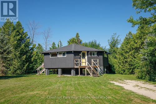 Chalet in the summer - 158 Wensley Drive, Blue Mountains, ON - Outdoor