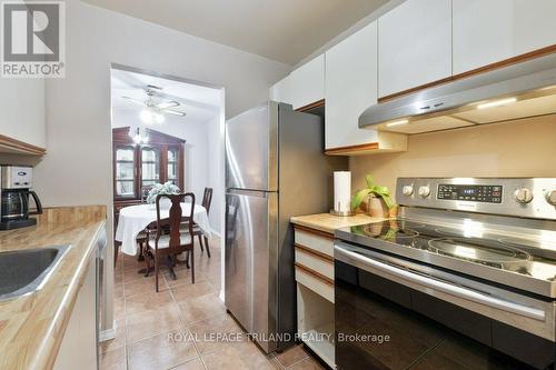 104 - 729 Deveron Crescent, London South (South T), ON - Indoor Photo Showing Kitchen