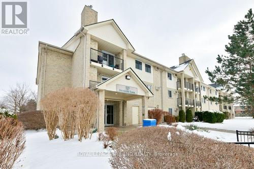 104 - 729 Deveron Crescent, London South (South T), ON - Outdoor