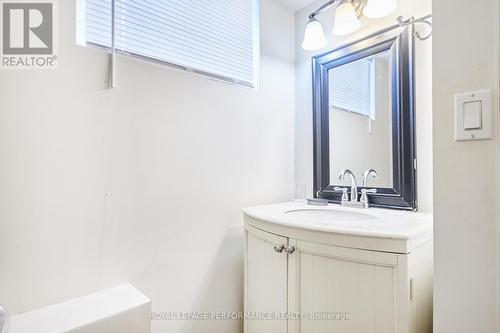 26 Aylmer Avenue, Ottawa, ON - Indoor Photo Showing Bathroom