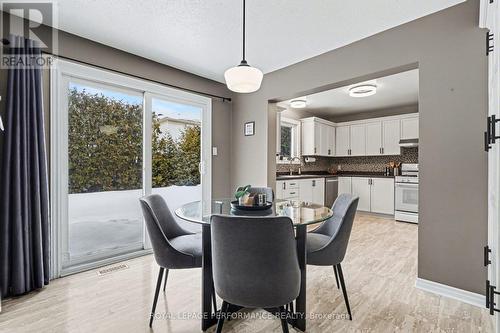 1606 Westport Crescent, Ottawa, ON - Indoor Photo Showing Dining Room