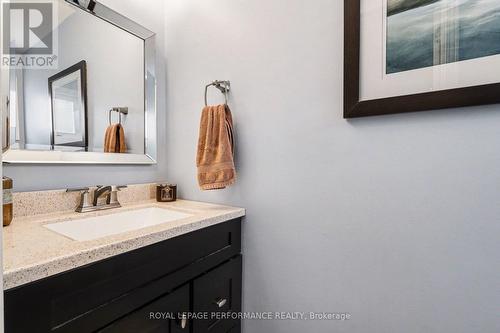 1606 Westport Crescent, Ottawa, ON - Indoor Photo Showing Bathroom