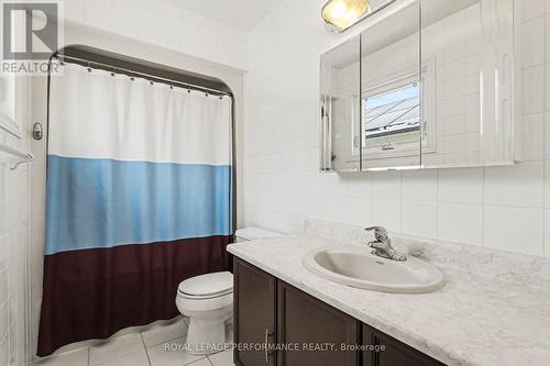 1606 Westport Crescent, Ottawa, ON - Indoor Photo Showing Bathroom