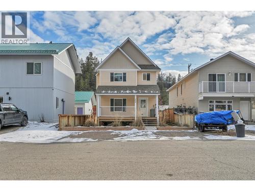 204 Angela Avenue, Princeton, BC - Outdoor