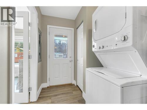 204 Angela Avenue, Princeton, BC - Indoor Photo Showing Laundry Room