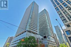 2801 - 195 REDPATH AVENUE  Toronto, ON M4P 0E4