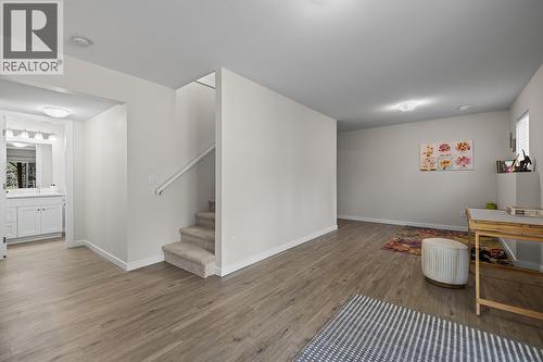 664 Muir Road, Kelowna, BC - Indoor