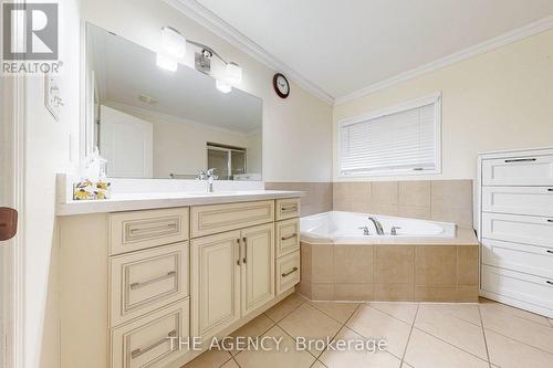 31 Seward Crescent, Ajax, ON - Indoor Photo Showing Bathroom