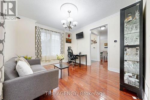 31 Seward Crescent, Ajax, ON - Indoor Photo Showing Other Room