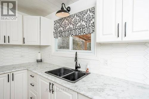 640 Victoria Street N, Tweed (Hungerford (Twp)), ON - Indoor Photo Showing Kitchen With Double Sink
