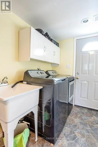 640 Victoria Street N, Tweed (Hungerford (Twp)), ON - Indoor Photo Showing Laundry Room