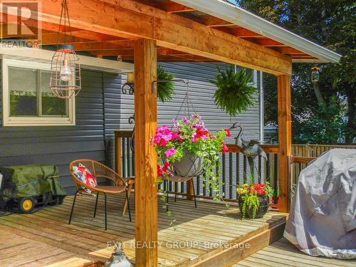 640 Victoria Street N, Tweed (Hungerford (Twp)), ON - Outdoor With Deck Patio Veranda With Exterior
