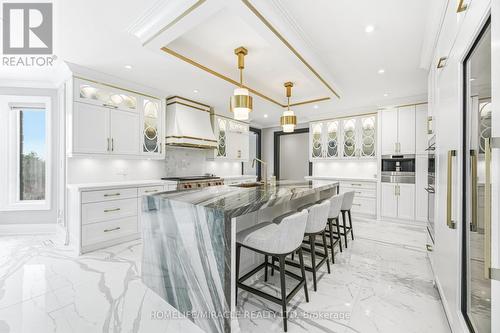 56 Orico Court, Vaughan, ON - Indoor Photo Showing Kitchen With Upgraded Kitchen