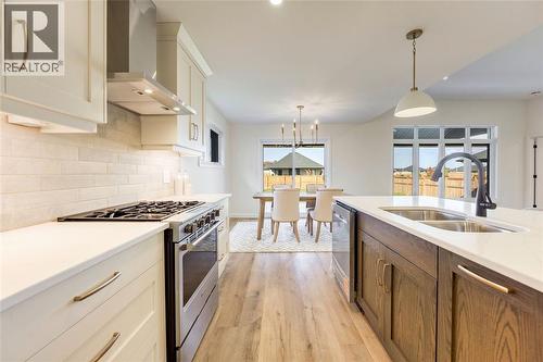 3515 Mia Lane, Plympton-Wyoming, ON - Indoor Photo Showing Kitchen With Double Sink With Upgraded Kitchen