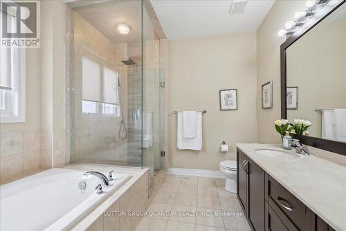 32 Harborn Road, Mississauga, ON - Indoor Photo Showing Bathroom