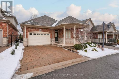4 - 8 MUSCAT DRIVE  Grimsby, ON L3M 5S7