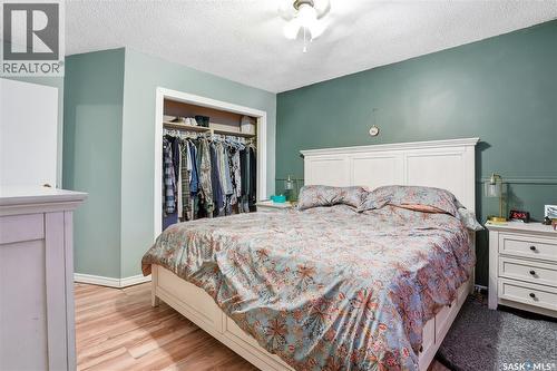 5 4Th Avenue N, Martensville, SK - Indoor Photo Showing Bedroom