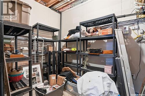 5 4Th Avenue N, Martensville, SK - Indoor