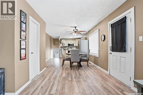 5 4Th Avenue N, Martensville, SK - Indoor Photo Showing Dining Room