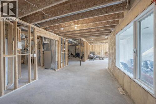 1465 West Kelowna Road, West Kelowna, BC - Indoor