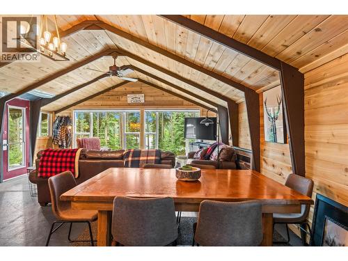 Block E Crooked Lake, Lake Country, BC - Indoor Photo Showing Dining Room