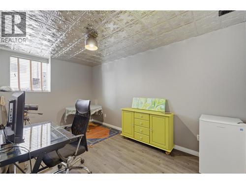 3109 Ensign Way, Kelowna, BC - Indoor Photo Showing Office