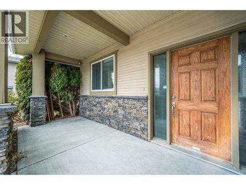 2800 Auburn Road, West Kelowna, BC - Outdoor With Exterior