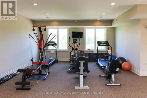 Community Gym - 308 - 25 Beaver Street S, Blue Mountains, ON - Indoor Photo Showing Gym Room