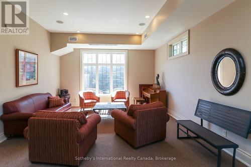 Community party room - 308 - 25 Beaver Street S, Blue Mountains, ON - Indoor Photo Showing Living Room