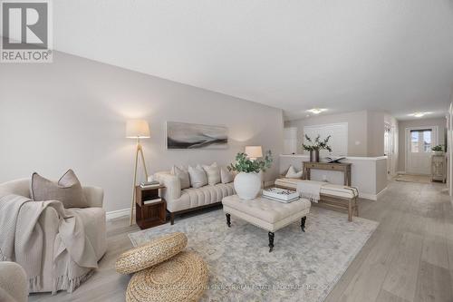 66 - 601 Grenfell Drive, London North (North C), ON - Indoor Photo Showing Living Room