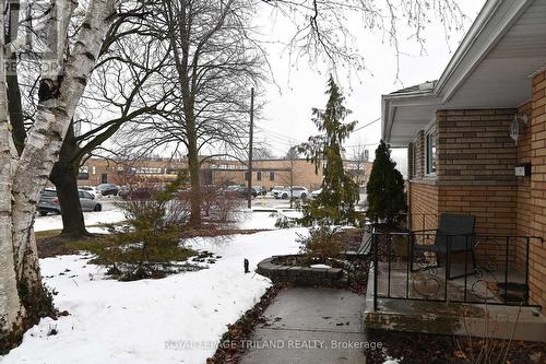 Porch sidewalk - 12 Mountsfield Drive, London South (South G), ON - Outdoor