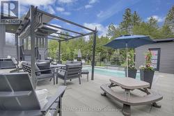 Huge interlock patio - 