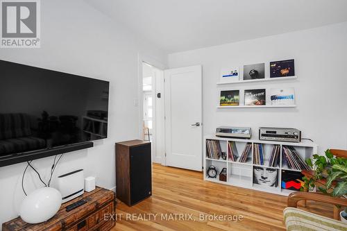 224 Wilshire Avenue, Ottawa, ON - Indoor