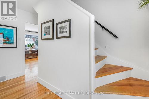224 Wilshire Avenue, Ottawa, ON - Indoor Photo Showing Other Room