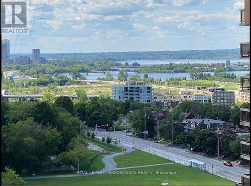 1701 - 470 Laurier Avenue W, Ottawa, ON - Outdoor With View