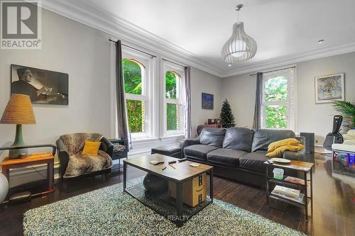 460 Wilbrod Street, Ottawa, ON - Indoor Photo Showing Living Room