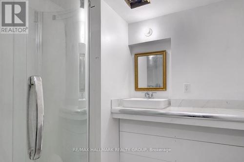 460 Wilbrod Street, Ottawa, ON - Indoor Photo Showing Bathroom
