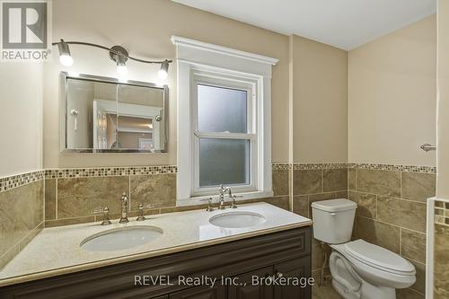 184 Queenston Street, St. Catharines (E. Chester), ON - Indoor Photo Showing Bathroom