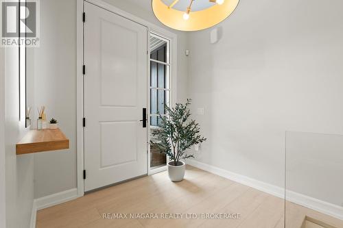 27 Maple Leaf Avenue S, Fort Erie (Ridgeway), ON - Indoor Photo Showing Other Room