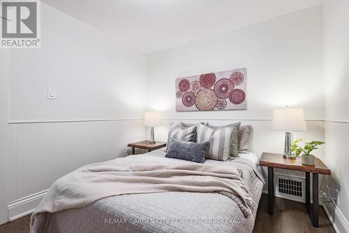 254 St Clair Boulevard, Hamilton (St. Clair), ON - Indoor Photo Showing Bedroom