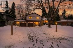 324 WOODWORTH Drive W  Ancaster, ON L9G 2N1