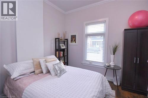 113 Steven Street, Hamilton, ON - Indoor Photo Showing Bedroom