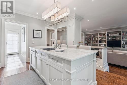 45 Lascelles Boulevard, Toronto, ON - Indoor Photo Showing Kitchen