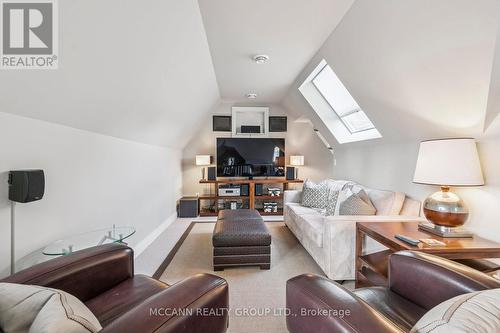 45 Lascelles Boulevard, Toronto, ON - Indoor Photo Showing Living Room